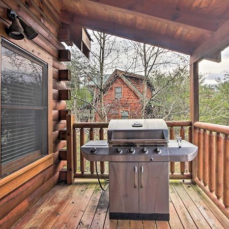 Romantic Cabin With Hot Tub In Pigeon Forge! Buitenkant foto